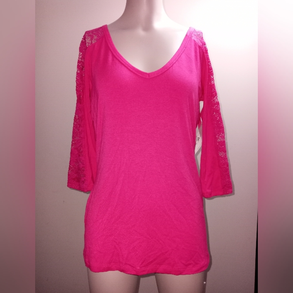 Decree pink lace long sleeve shirt size large